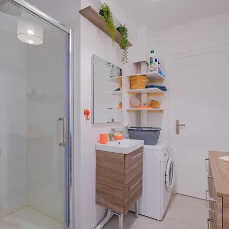Le Navy - Chaleureux Appt Proche Apartment
